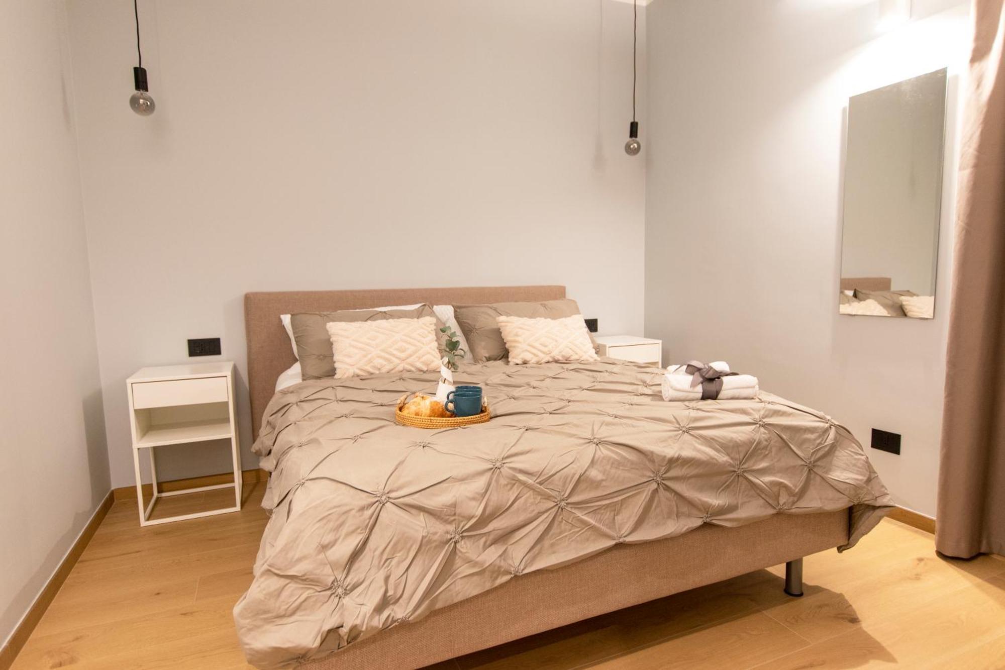 Apartamento Ihost Luxury -Private Parking- Plana 4 Milán Exterior foto