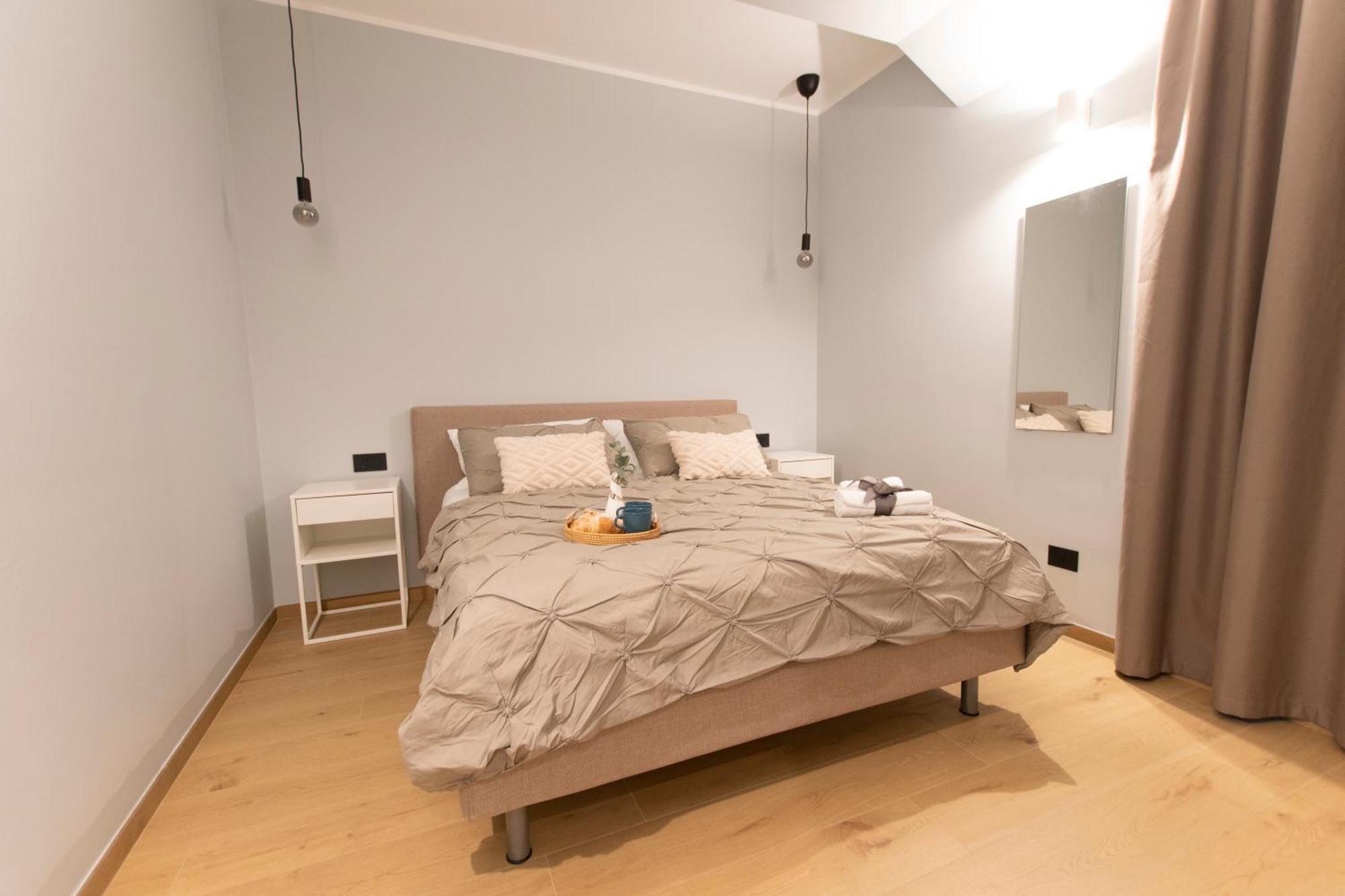 Apartamento Ihost Luxury -Private Parking- Plana 4 Milán Exterior foto